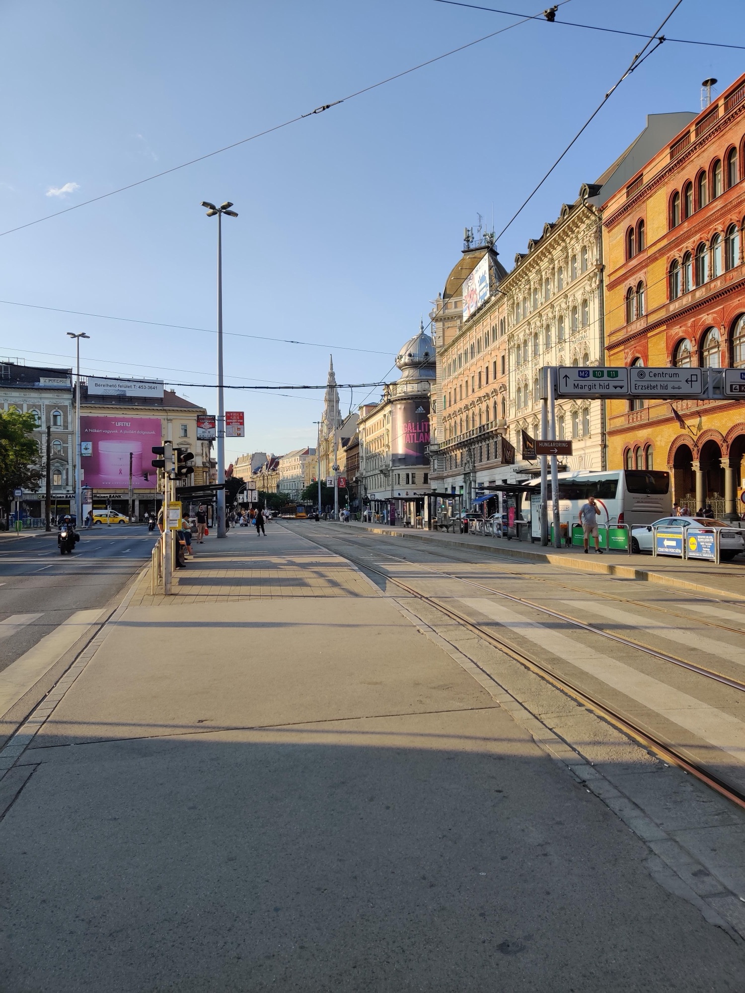 Budapest, Hungary: Bridges, Castle Hill, and a Big Bus Tour Through the City